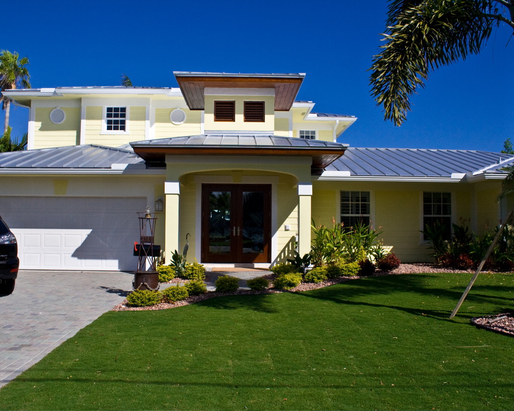 McDavid Residence — entry and drive
