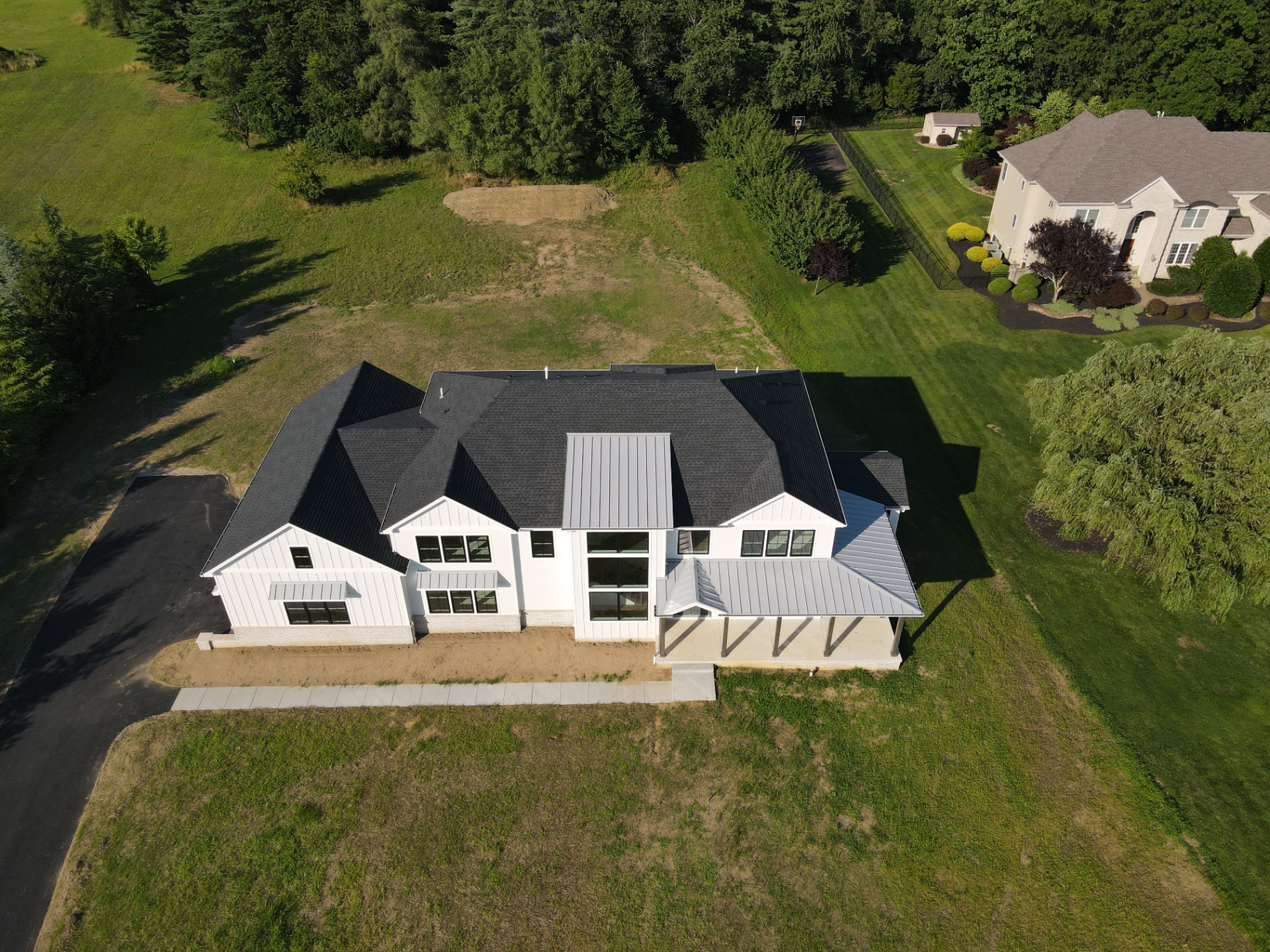 Swedesboro Residence — aerial view of the house and grounds