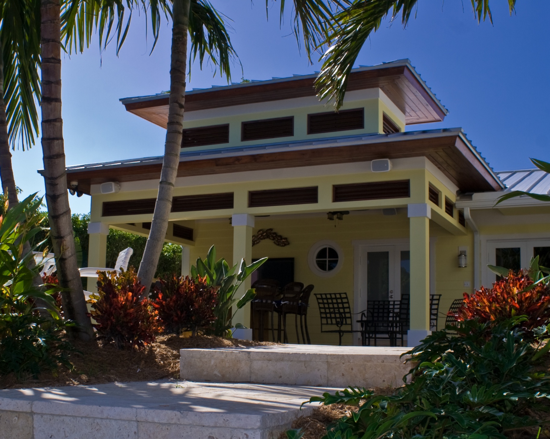 McDavid Residence — poolside cabana