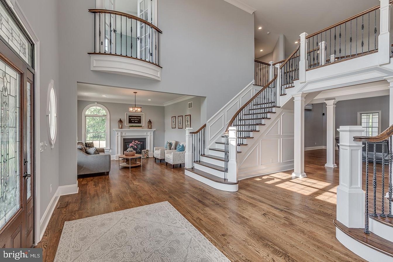 South Harrison Residence — entry hall opening to the living room