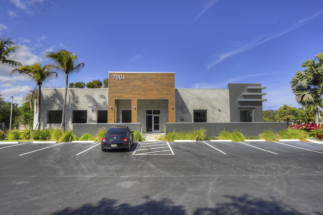 Urgent Care, Boca Raton FL — completed front elevation