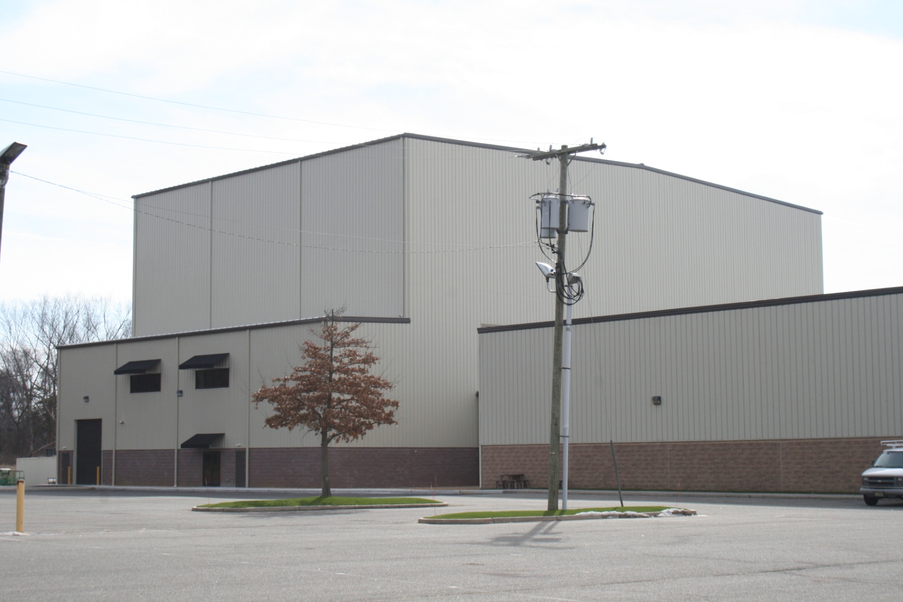 Proof Production, Sewell NJ — high bay volume alongside the low bay