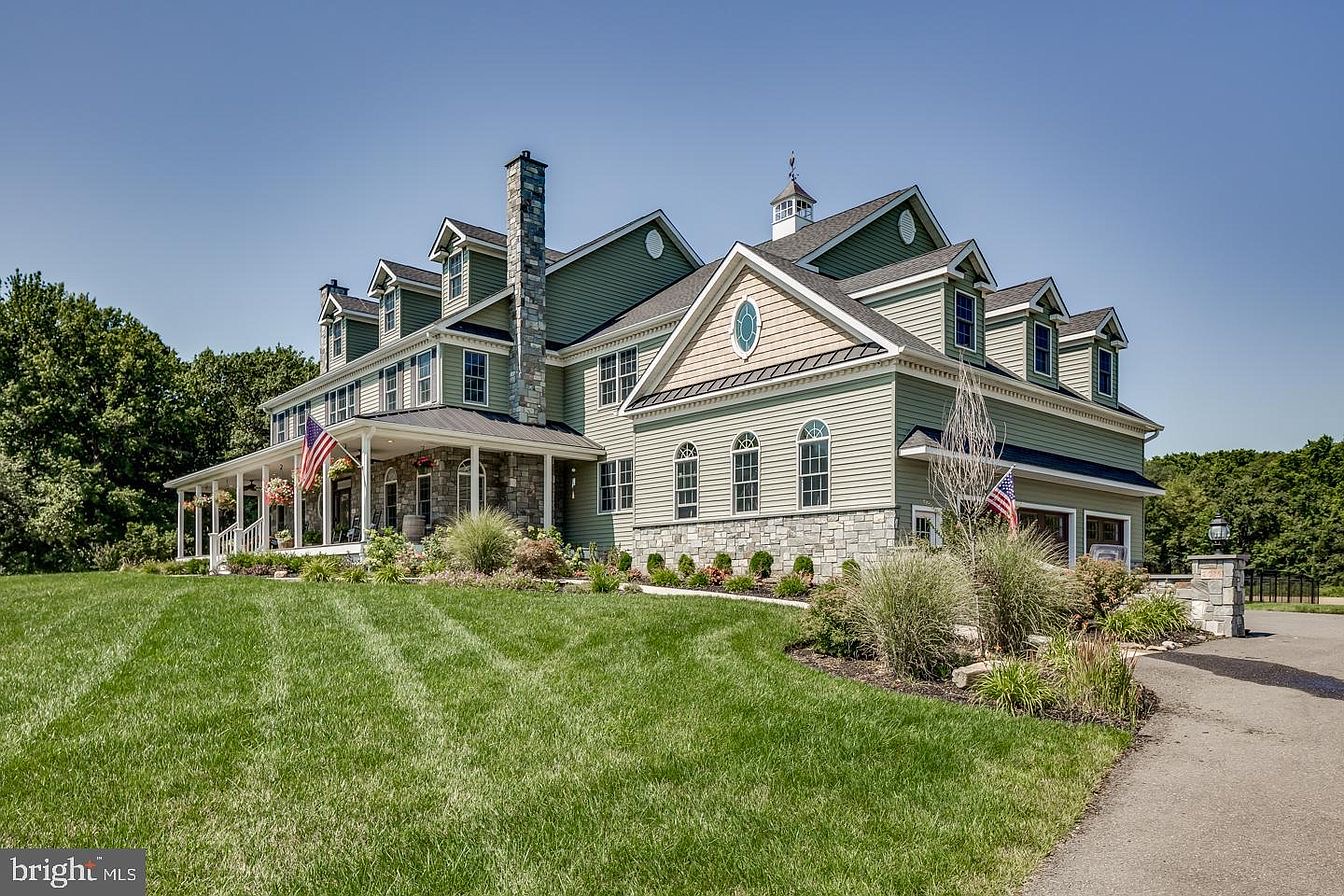 South Harrison Residence — front and side elevation from the drive