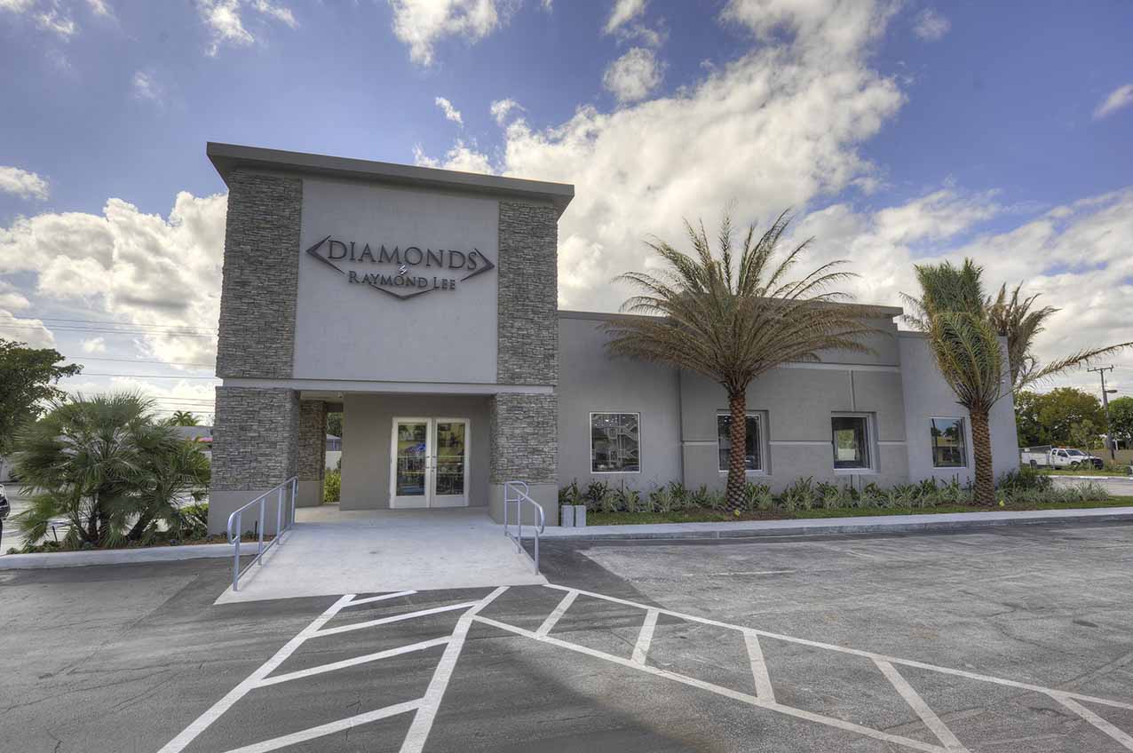 Diamonds by Lee, Boca Raton FL — entry facade and covered walkway